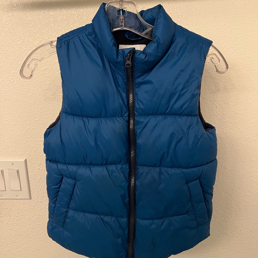 Kids Old Navy puffer vest